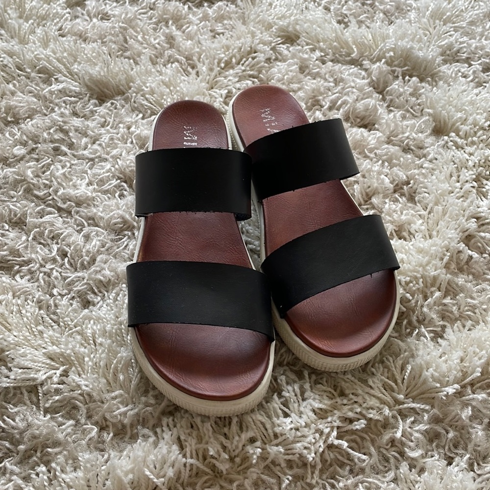 MIA Saige Sandal